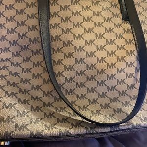 MK Tote